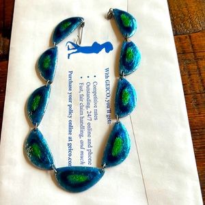 Beautiful necklace. Brand new